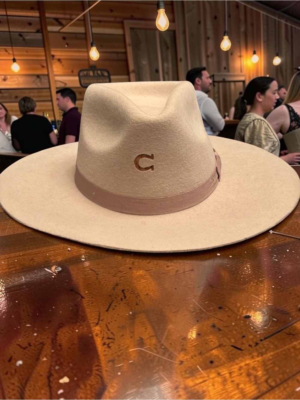 Wide-Brim Cream Western Style Hat with Ribbon Band - Charlie 1 Horse
